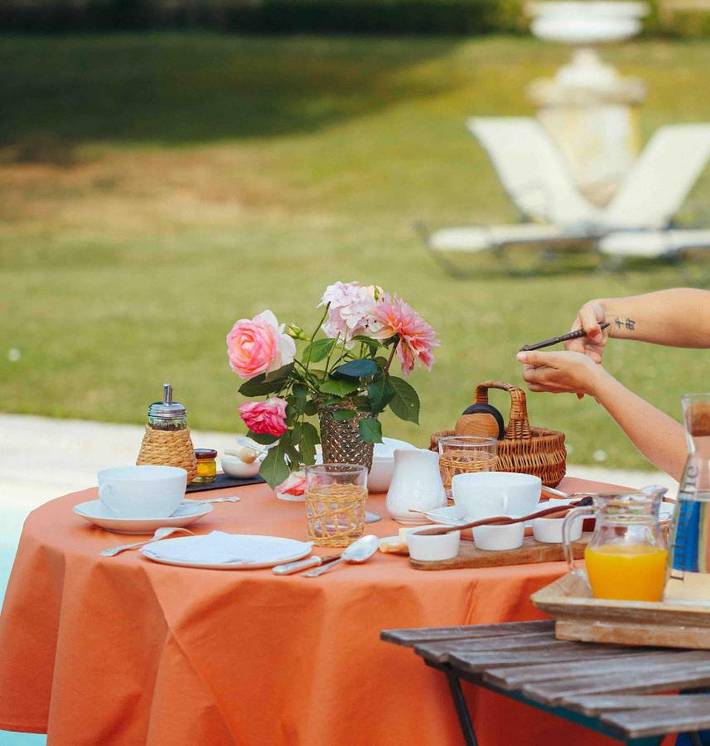 Location de vacances pour 2 personnes, avec Terrasse et Jardin ainsi que Piscine et Vue à Espère - 3