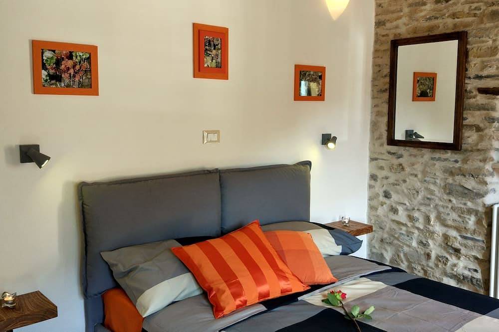 Wunderschöne Loft in der alten Luxus-Schloss-Bereich, große Freiflächen in Badalucco, Riviera di Ponente