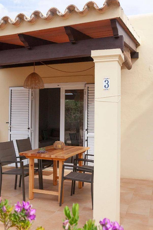 Casa rural para 4 personas, con Terraza además de Jardín y Vistas en Es Pujols - 2