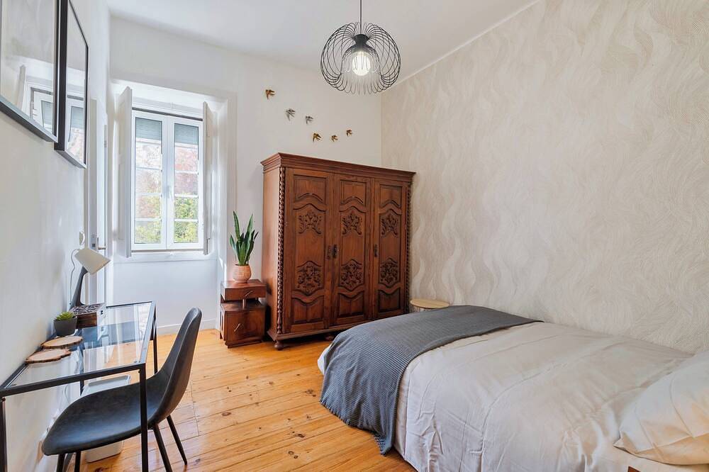 Apartamento entero, Casa Amarela de Sintra Ii, your spacious holiday home! in Sintra, Costa de Lisboa