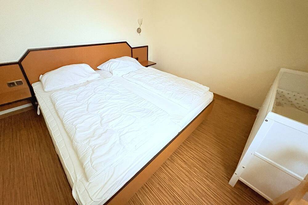 Ganze Wohnung, Boddenhof Apartment 52 - Balkon, hundefreundlich - Ferienwohnung 52 – in Buschvitz, Bergen auf Rügen und Umgebung