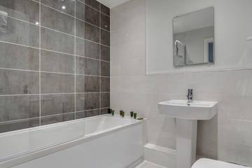Apartment for 4 People in Leeds, West Yorkshire, Photo 3