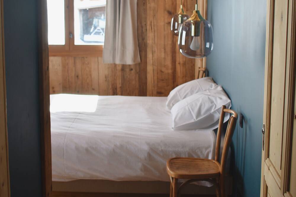 Entire apartment, Nouveau - Charmant Demi-chalet à la Montagne 