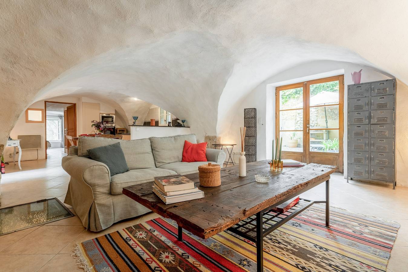 Gîte für 2 Personen mit gardoisem Gewölbe in einem Mas aus dem 16. Jh., 15 km von Uzès in Lussan, Nimes und Umgebung