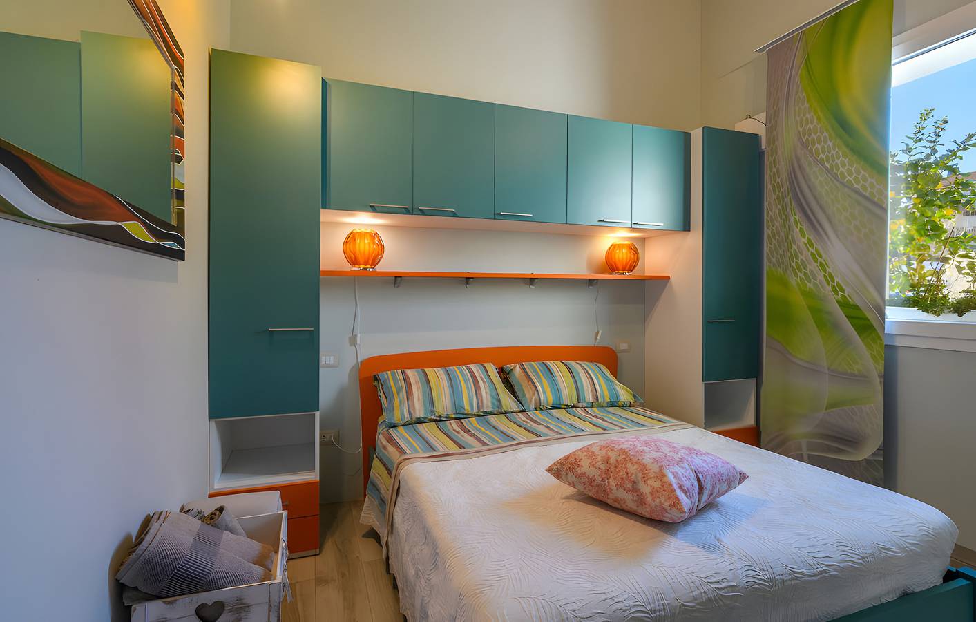 Vakantiehuis 'Chalet Al Mare' met privé zwembad, privé tuin en airconditioning in Valle del Metauro