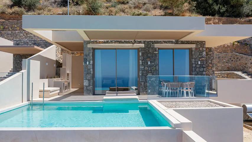 Location de vacances pour 4 personnes, avec jardin et piscine à Plakias