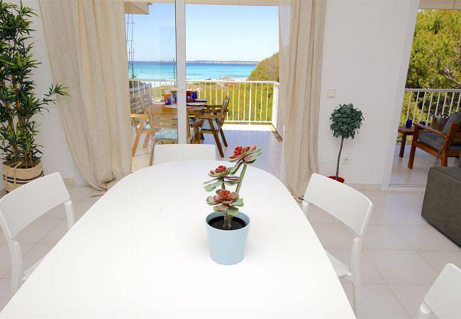 Ferienwohnung für 6 Personen, mit Balkon/Terrasse in Ses Covetes