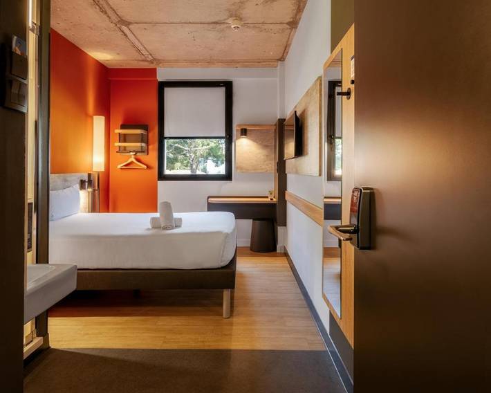 Hotel para 2 personas - 1