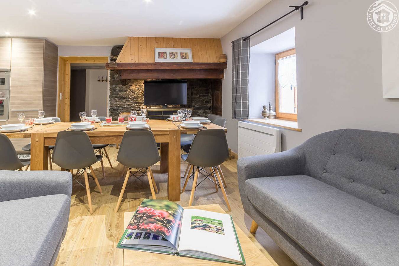 Le Rocher in Sainte-Foy-Tarentaise, Macizo del Ruitor