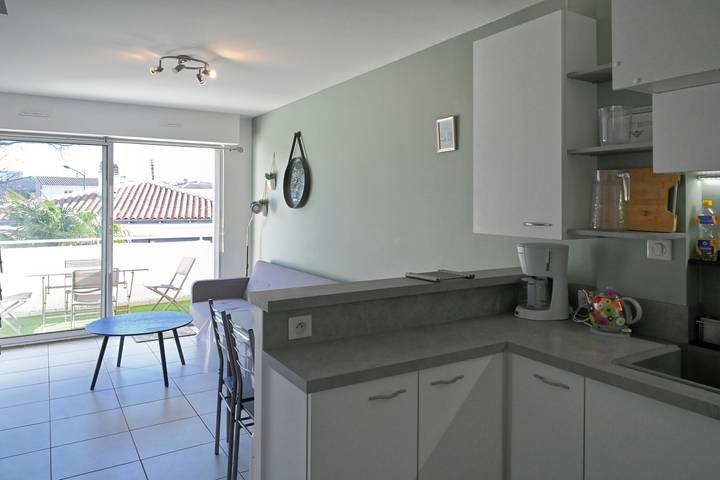 Gîte pour 6 personnes, avec balcon dans Plage de Foncillon - 2