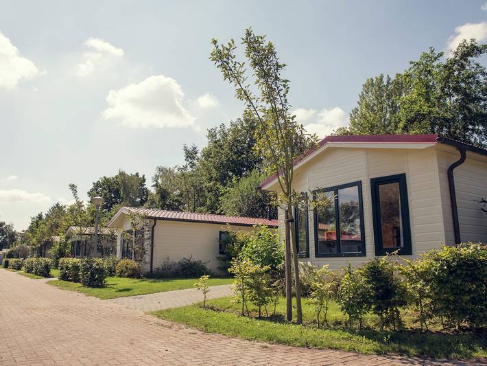 Chalet voor 2 personen, with Terras and Tuin as well as Zwembad and Sauna in Twente