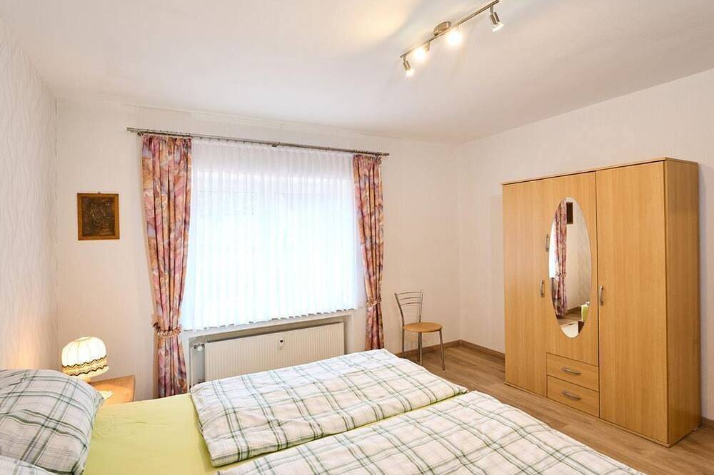 Ganze Wohnung, Ferienwohnung Rosi - 3-Bett-Ferienwohnung Rosi in Oberstadtfeld, Vulkaneifel