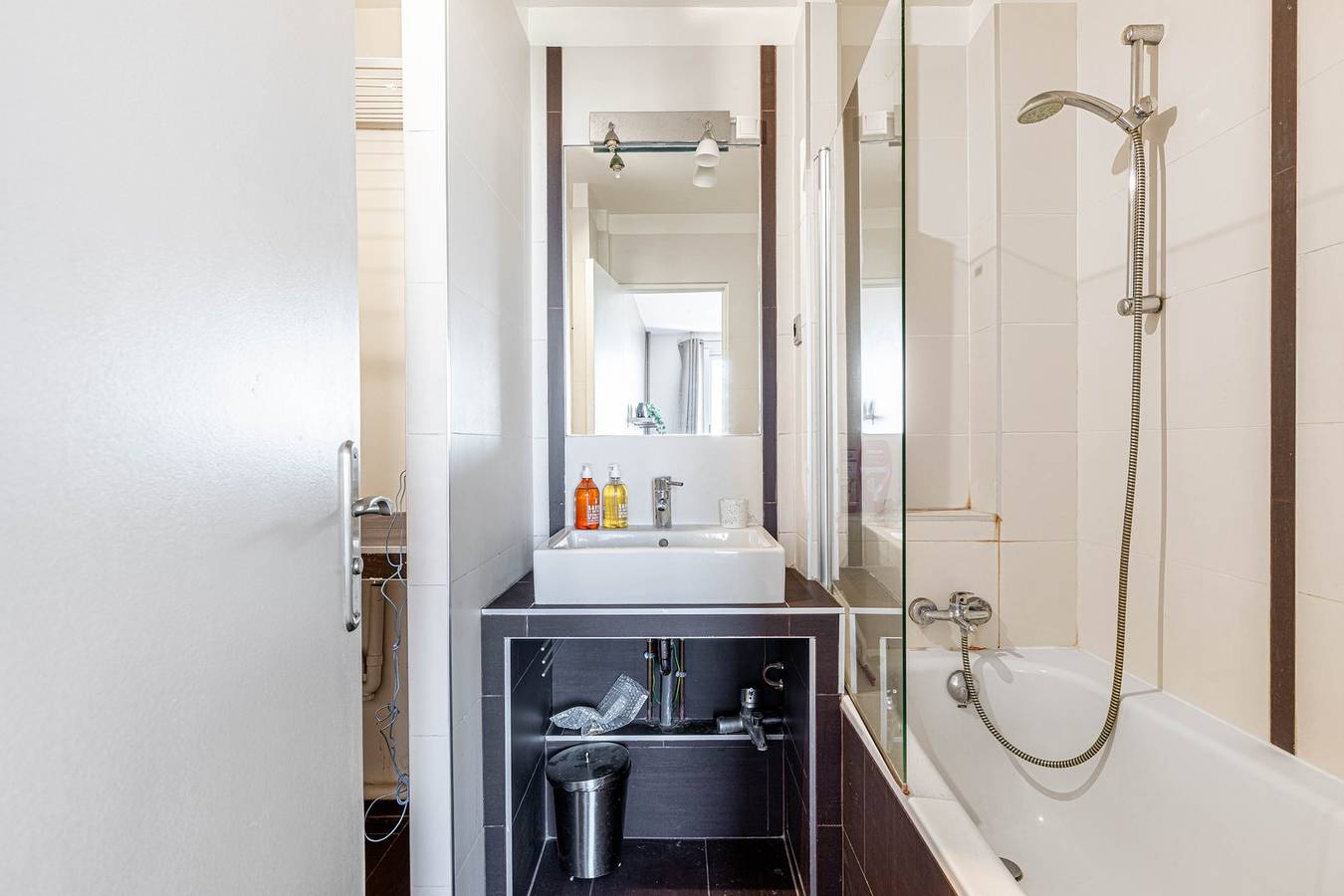 Entire apartment, Guestready - Chic retreat in La Défense in Courbevoie, Hauts-de-Seine