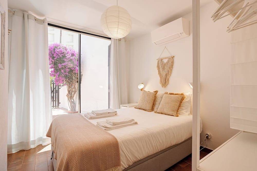 Traditionelle Familienvilla 100 m vom Strand entfernt in Monte Gordo, Faro Distrikt