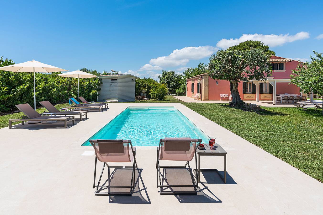 Gira Sole in Fontane Bianche, Cassibile