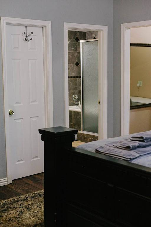 Vacation rental for 6 people, with yard in Arlington