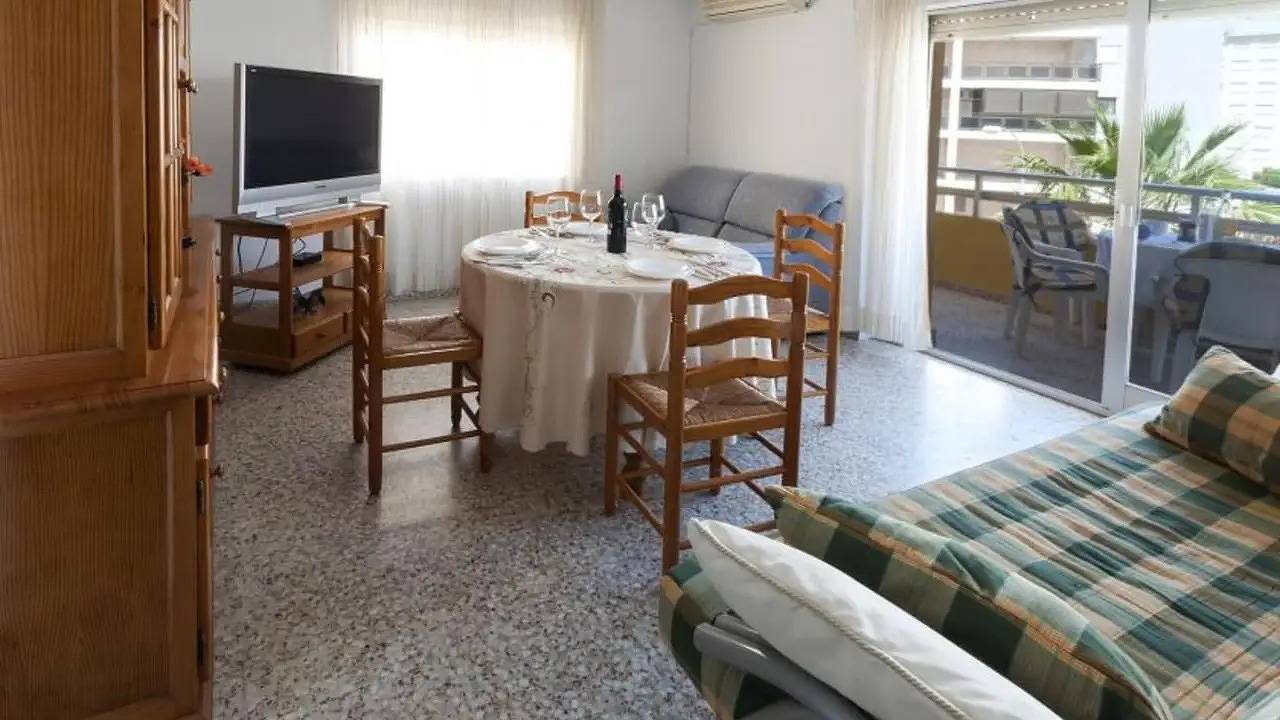Apartamento vacacional entero, Apartamento de vacaciones para 5 personas in Daimuz, Costa de Valencia