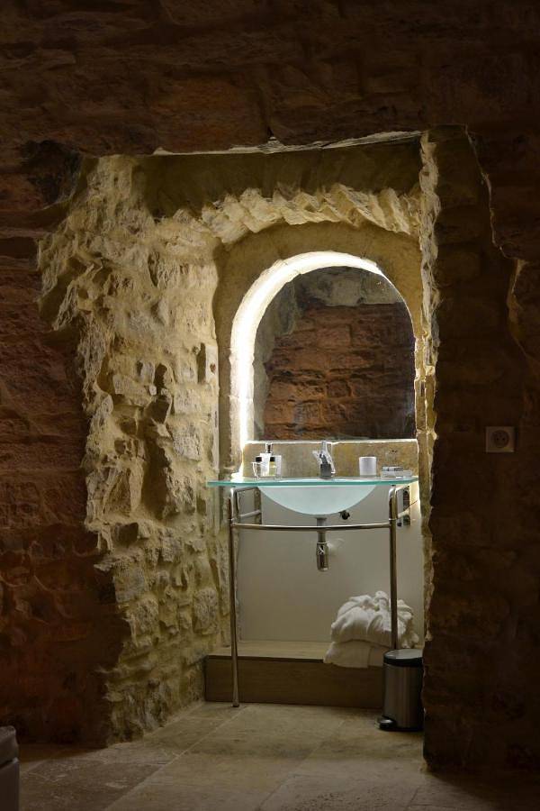 King Room with Spa Bath in Vézénobres, Région d'Alès