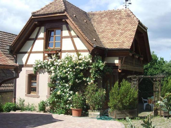Location de vacances pour 4 personnes, avec Balcon ainsi que Terrasse et Vue dans Triembach-au-Val
