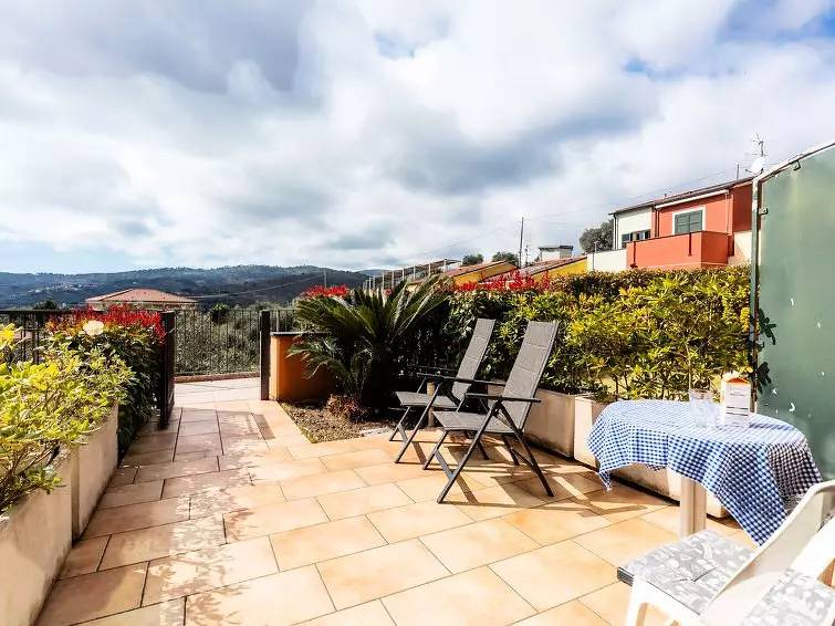 Ganze Wohnung, 2 Zimmer 5 Personen in Civezza, Riviera di Ponente