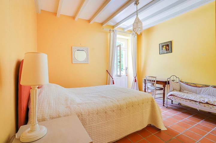 Location de vacances pour 10 personnes, avec jardin à Nieul-le-Dolent - 3