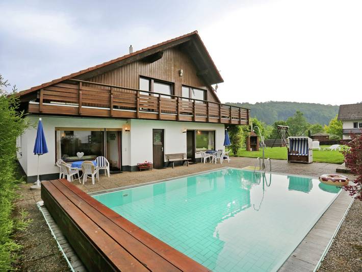 Apartamento de vacaciones para 4 personas, con terraza además de piscina y jardín - 1