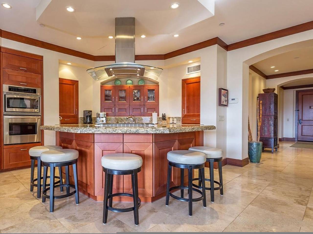 Wailea Beach Villas E202 in Wailea-Makena, Maui
