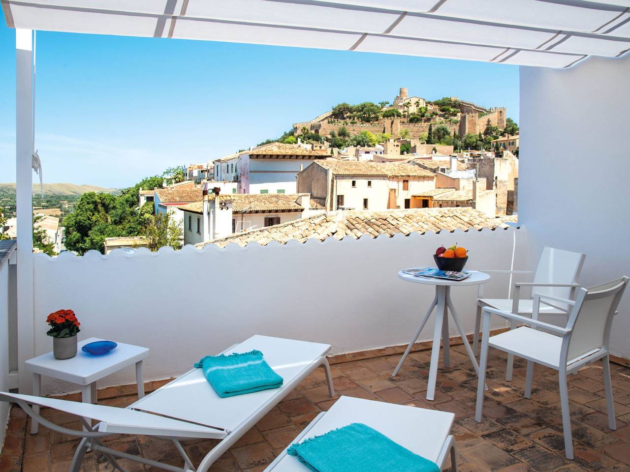 Entire apartment, Wohnung 'Can Serol' mit eigener Terrasse in Capdepera, East Majorca