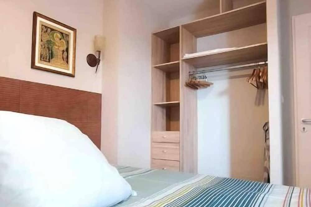 Appartamento intero, Studio \"Giovanna\" avec piscine & vue sur la baie d'Ajaccio ! in Alata (Corsica), Ajaccio e dintorni