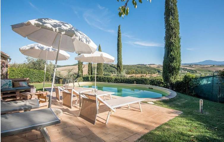 Agriturismo per 3 persone, con giardino e piscina in Montalcino