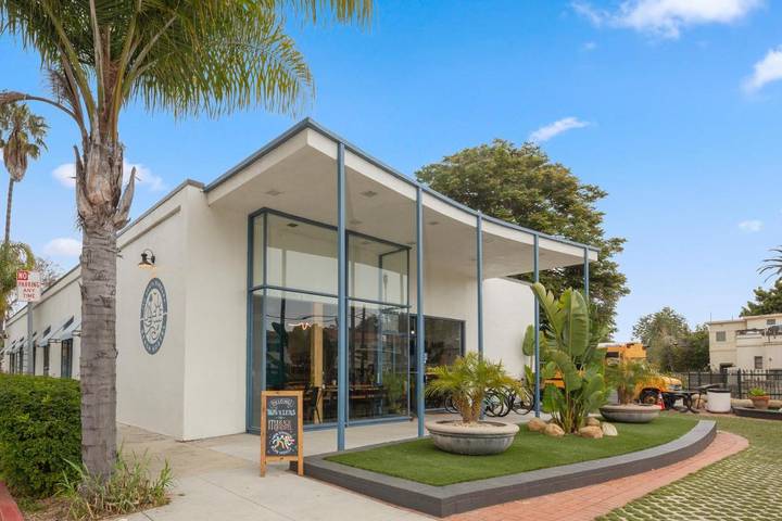 Hostal para 4 personas, con terraza en Santa Barbara