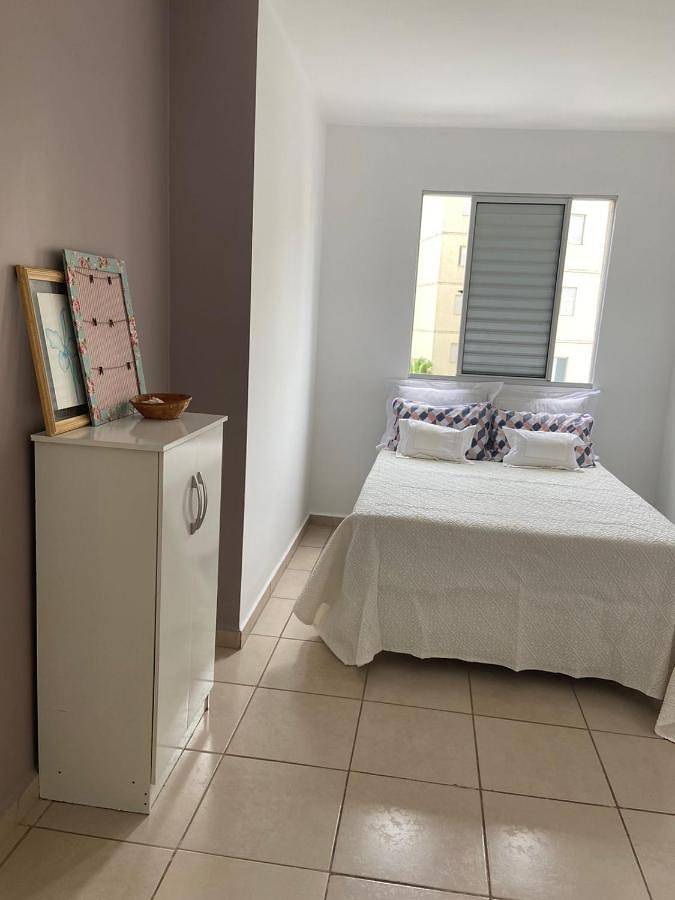 Casas e apartamentos de temporada para 4 pessoas, com jardim e balcão em Taubaté