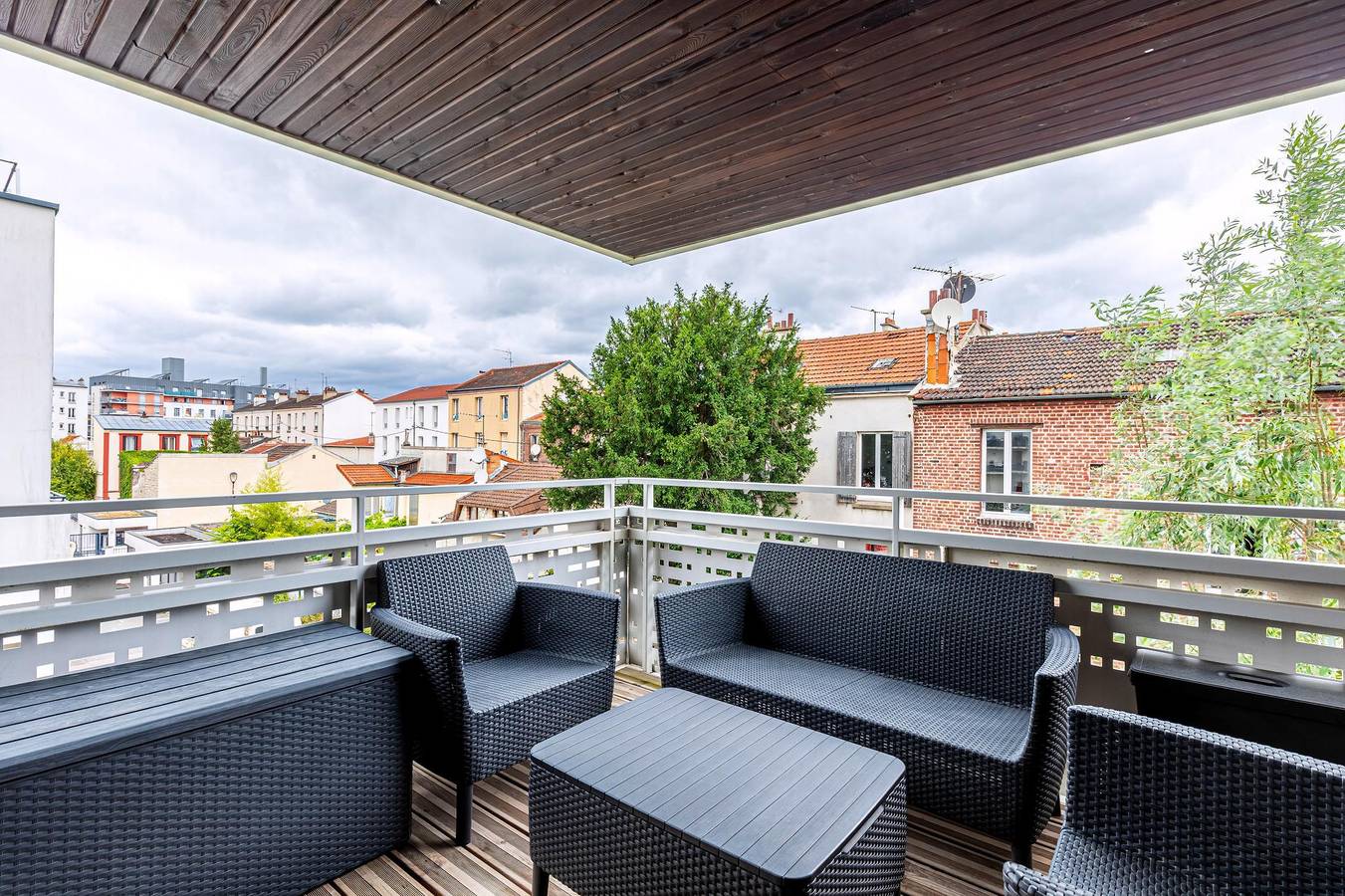 Appartement entier, Guestready - Beau Séjour avec terrasse in Saint-Denis, Seine-Saint-Denis