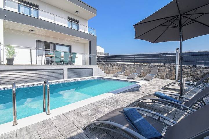 Ferienhaus für 6 Personen, mit Balkon