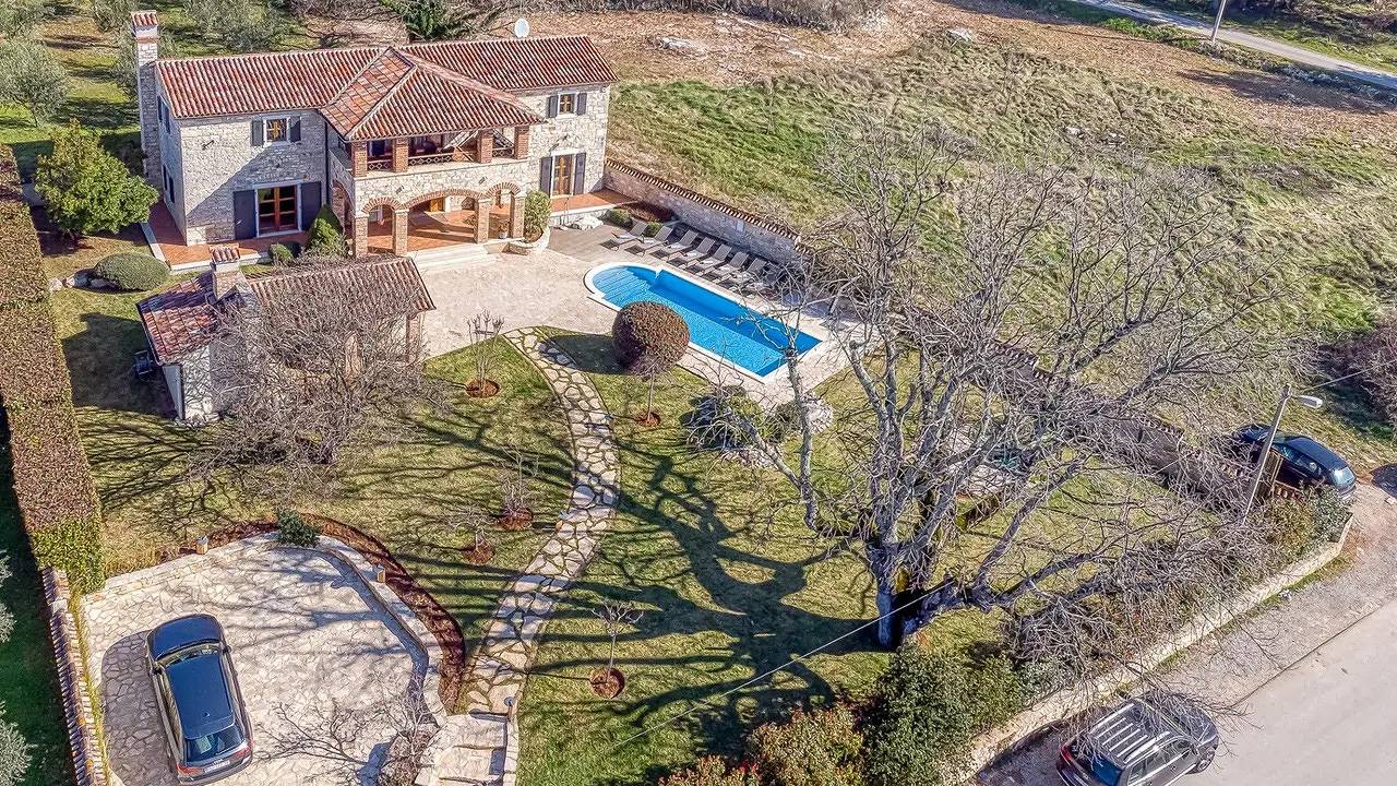 Villa für 10 Personen (200 m²) in Baderna in Baderna, Zentralistrien