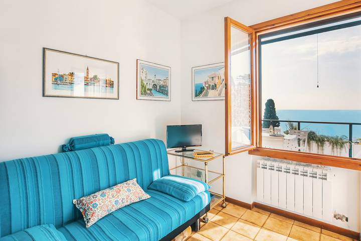 Gîte pour 4 personnes, avec terrasse dans Ospedaletti - 4