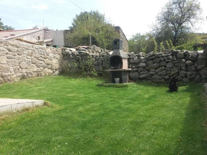 Casa rural para 4 personas, con jardín y vistas, Se admiten mascotas en Sierra de Gredos - 4
