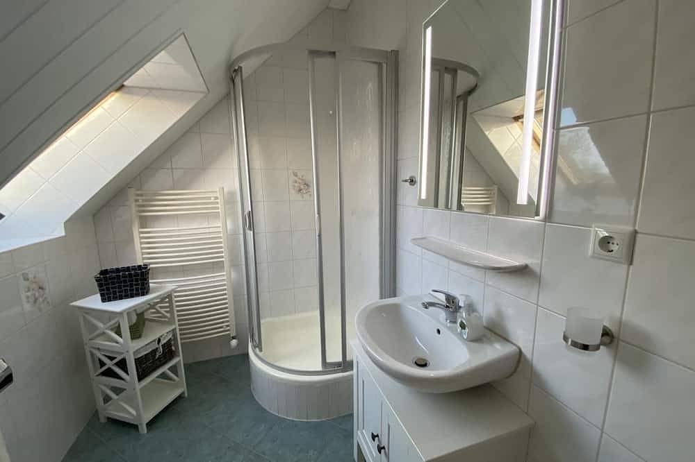 Ganze Wohnung, Reethaus Vilmnitz - Ferienwohnung \"Muglitz\" in Vilmnitz, Putbus