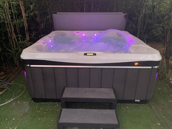 Chambre d’hôte pour 4 personnes, avec jardin ainsi que piscine et vue, animaux acceptés dans le Tarn - 2