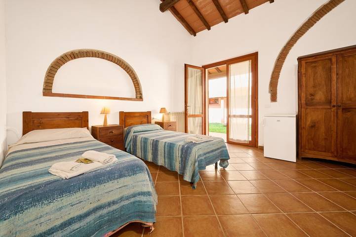 Ferienwohnung für 2 Personen, mit Garten in San Vincenzo