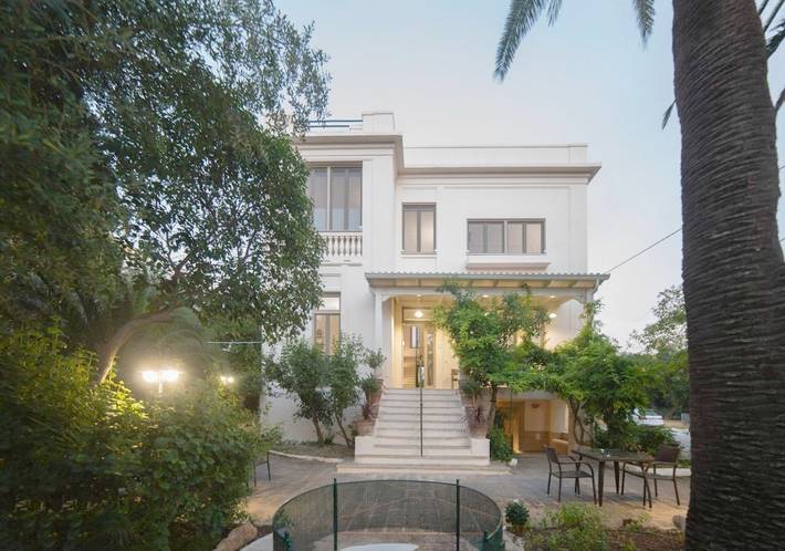 B&b per 3 persone, con Terrazza e Idromassaggio nonché Giardino a Grottaglie