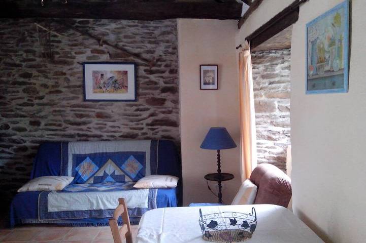 Agriturismo pour 5 personnes, avec jardin à Altier