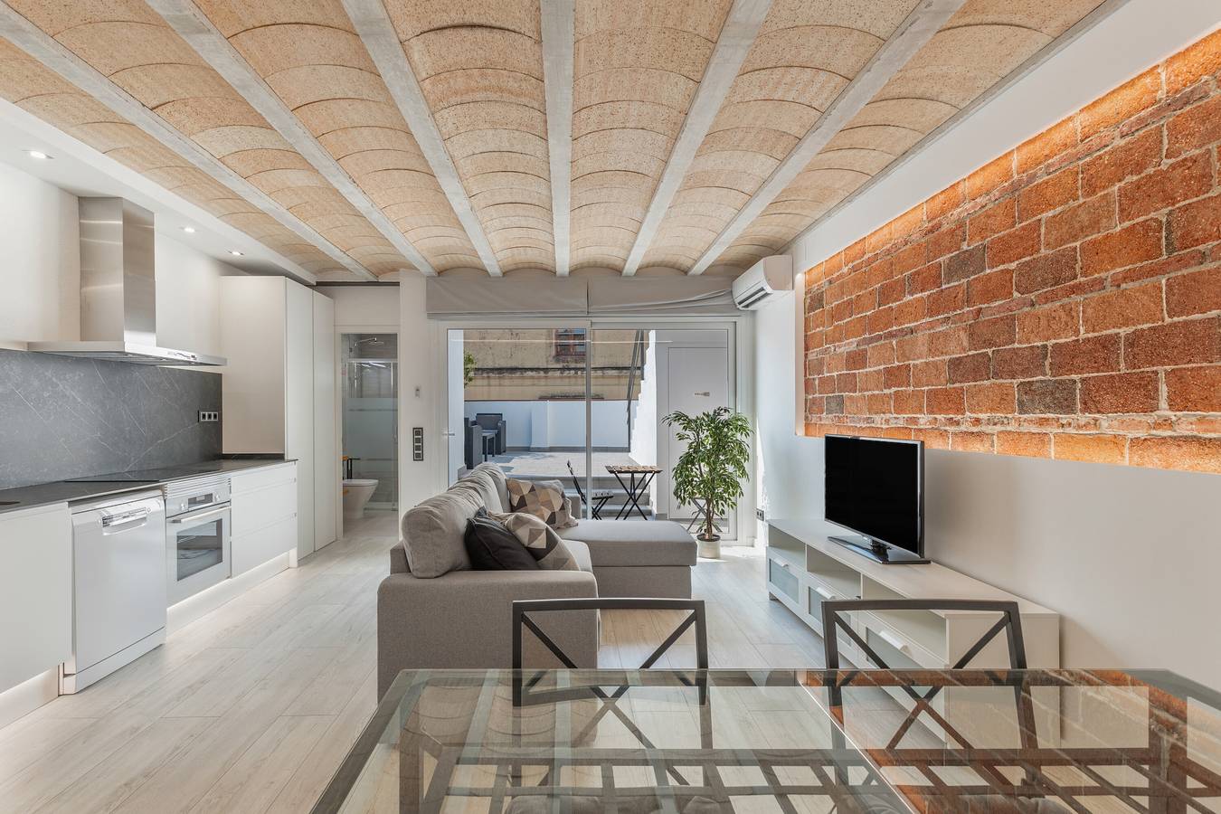 Casa Vacanze 'El Racó Del Mas' con Terrazza Privata, Wi-Fi e Aria Condizionata in Canet de Mar, Costa del Maresme