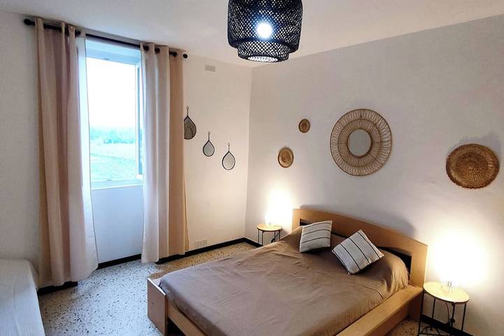 Location de vacances pour 7 personnes, avec balcon, animaux acceptés à Saint-Alban-Auriolles - 2