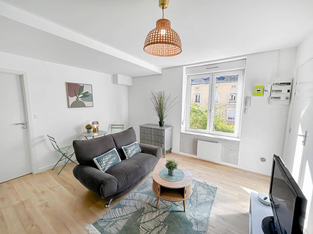 Appartement entier, One-Bedroom Apartment in Hayingen, Moselle