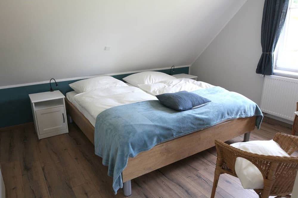 Ganze Wohnung, Hof Suhrkamp - Ferienwohnung \"Gartenblick\" in Hatten, Naturpark Wildeshauser Geest