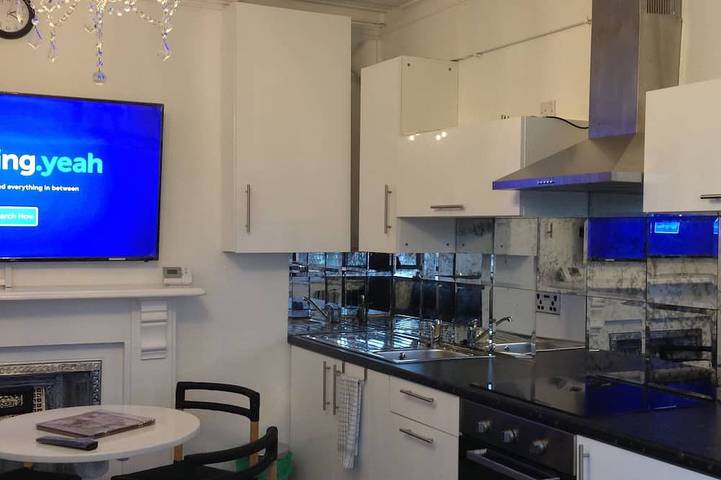 Apartment for 3 people in Cardiff Bay