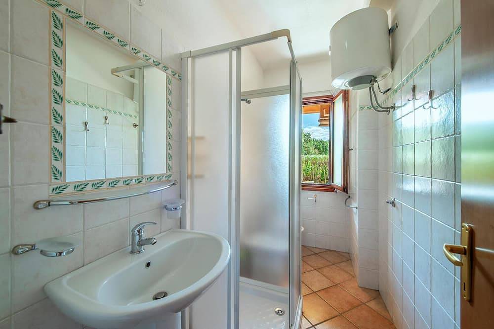Entire apartment, 2 bedroom nice apartment in San Teodoro Ot in San Teodoro, Olbia-Tempio