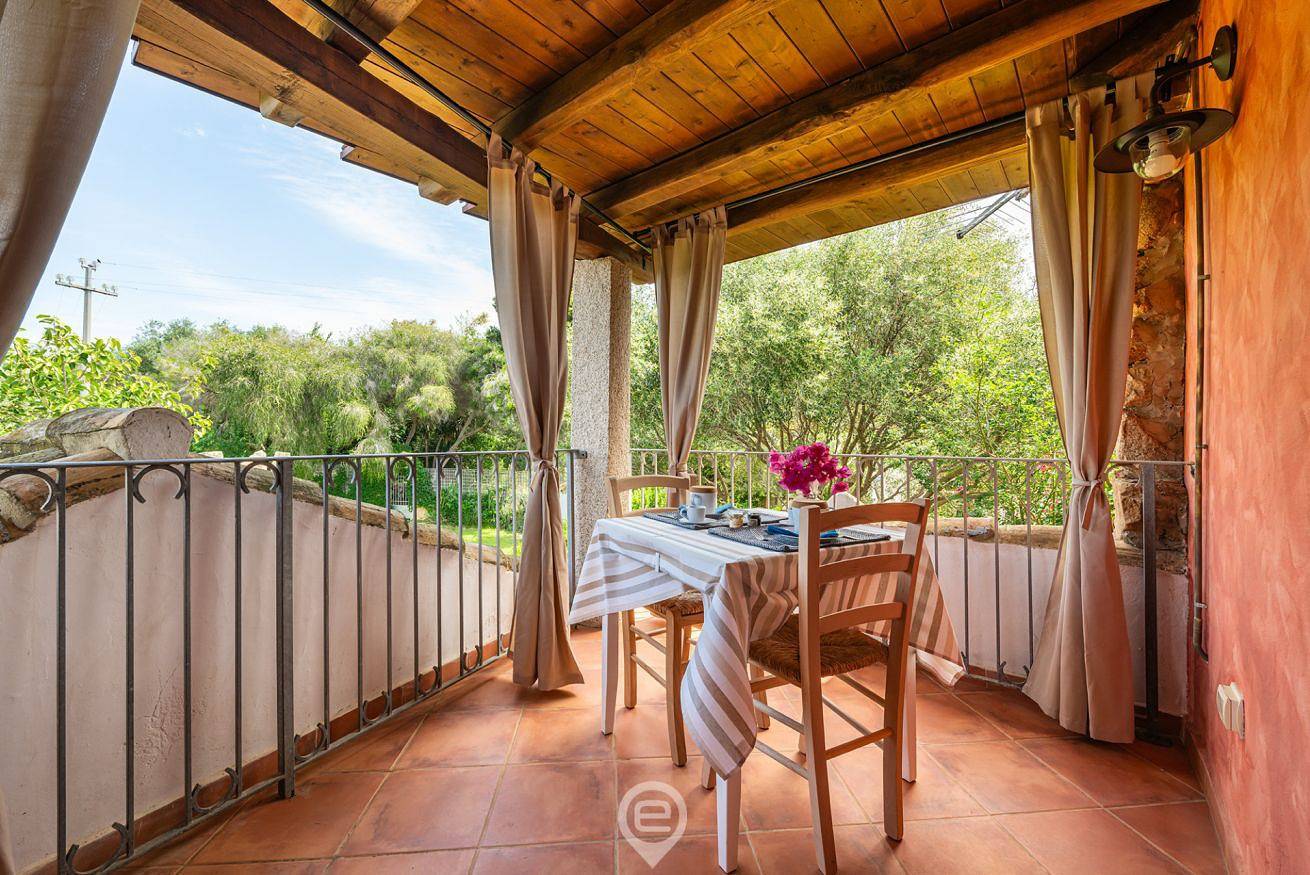 Ganze Wohnung, Ferienwohnung für 2 Personen mit Balkon/Terrasse in Maracalagonis, Cagliari Provinz