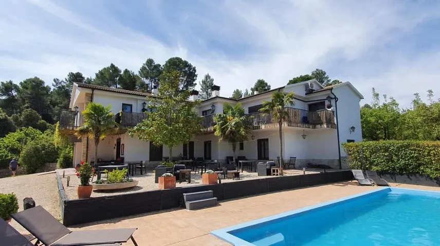 Maison de campagne pour 2 personnes, avec jardin ainsi que vue et piscine - 1